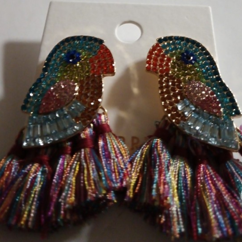 LANE BRYANT RHINESTONE TASSEL PARROT EARRINGS - Picture 4 of 5